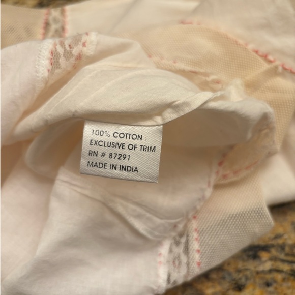 Johnny Was Ivory Blouse with Floral Embroidery - Picture 4 of 5